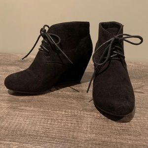 DONATED-Black Faux Suede Wedge Booties sz 5 1/2.  Like New